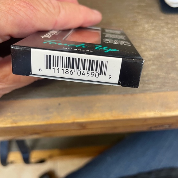 RUSK Deepshine color Touch Up. The salon secret for keeping color perfect. - Picture 2 of 6